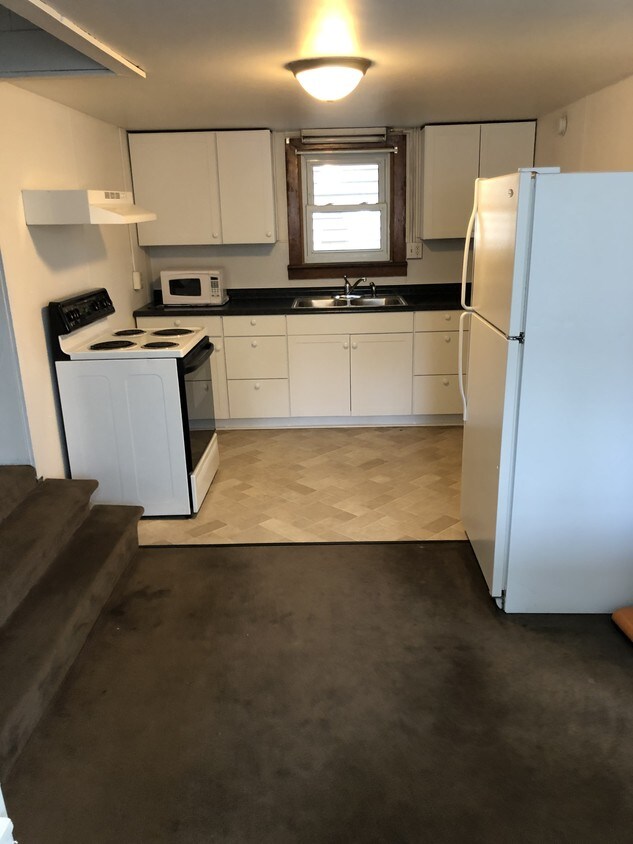 211 N Queen St, Shippensburg, PA 17257 Apartments in Shippensburg, PA