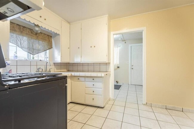 Foto del edificio - 1202 Lassen Ave