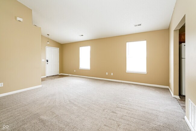 Foto del edificio - 5620 Sweet River Dr