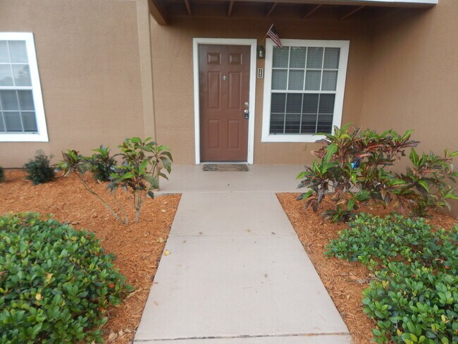 Foto del edificio - 1790 Rocky Wood Cir