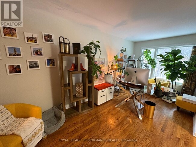 Building Photo - 104 Ave Blackburn