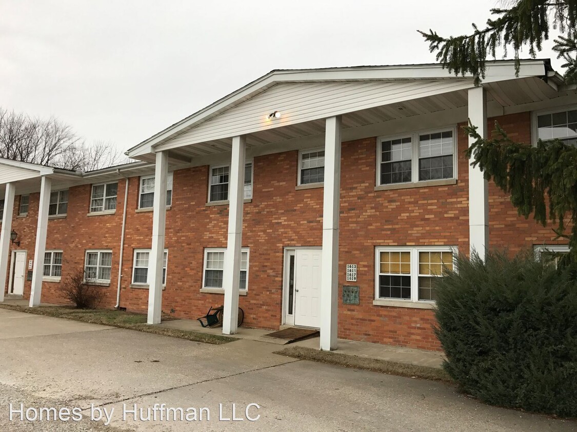 Primary Photo - 1613-1645 S Green River Rd