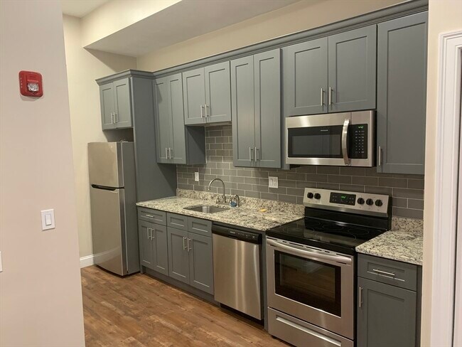 Building Photo - 149 Washington St