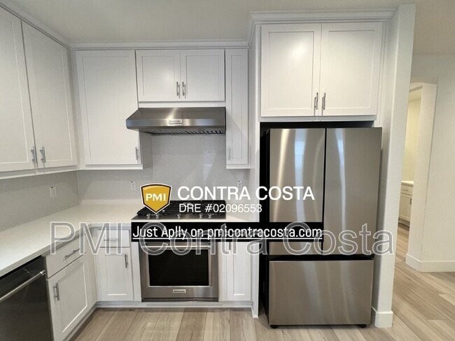 Building Photo - 1103 Lorenzini Loop