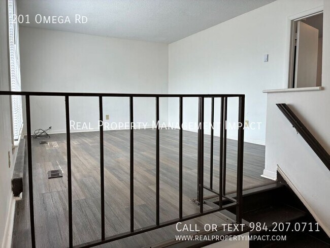 Building Photo - 201 Omega Rd
