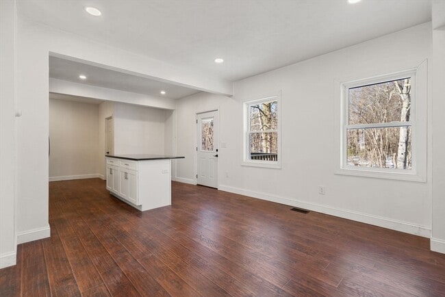 Foto del edificio - 99 Main St