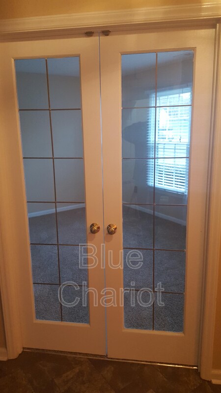 Foto del edificio - 121 Hollow Oak Drive