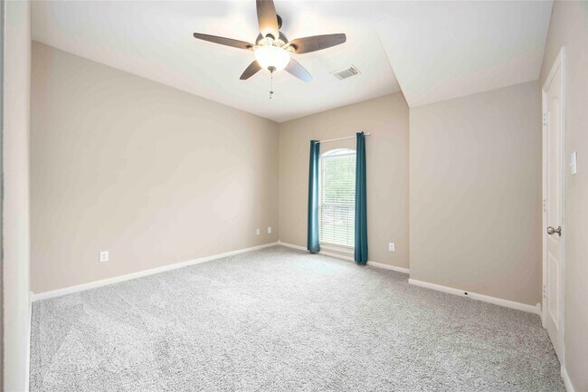 Building Photo - 17711 Brair Arbor