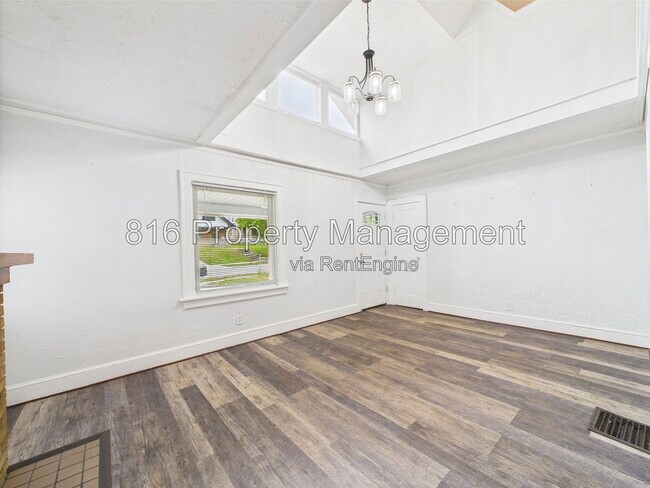 Foto del edificio - 5611 Olive St