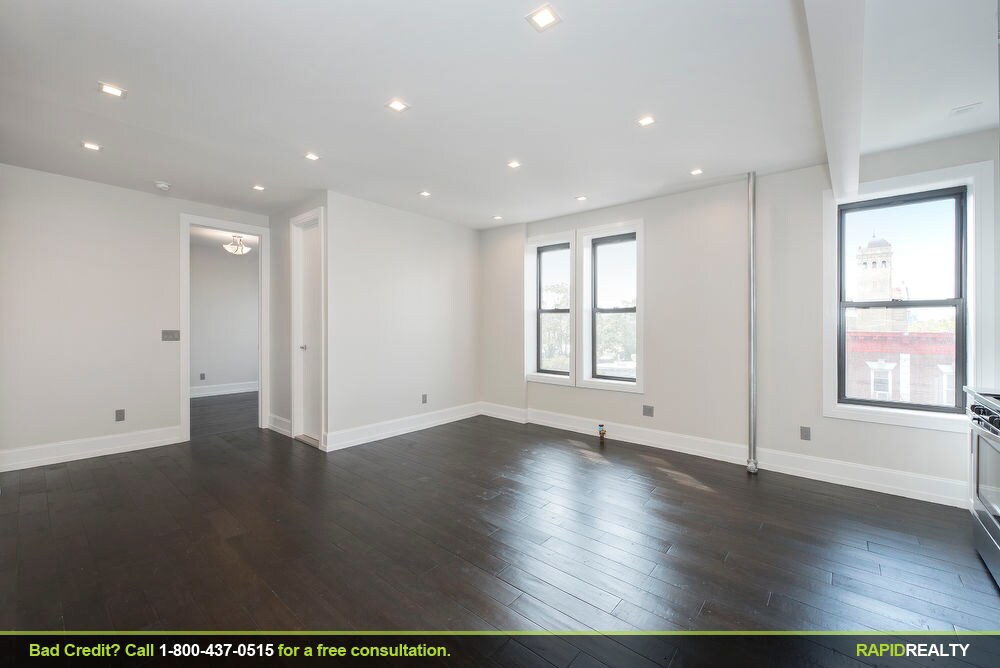 Foto principal - 317 Lefferts Ave