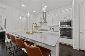 Building Photo - 5305 Mandevilla Dr