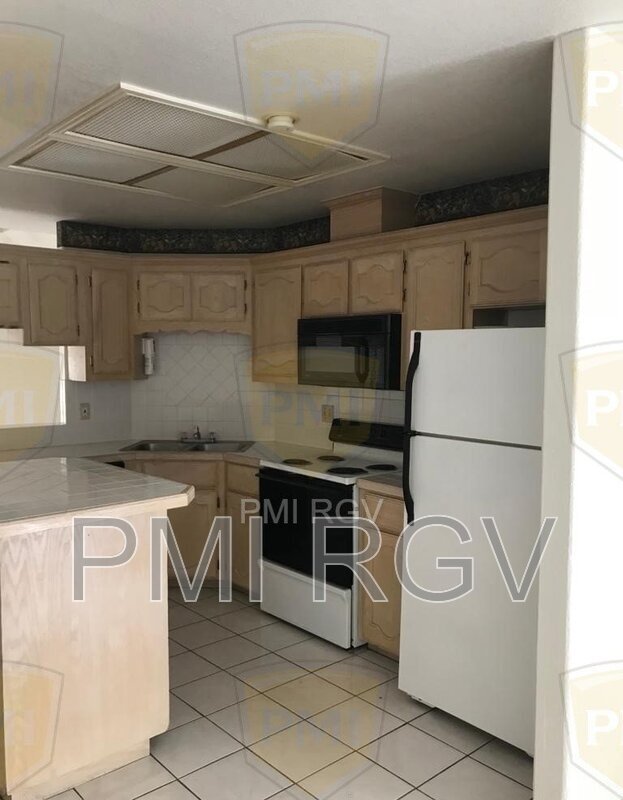 Building Photo - 6700 N 7th Ct