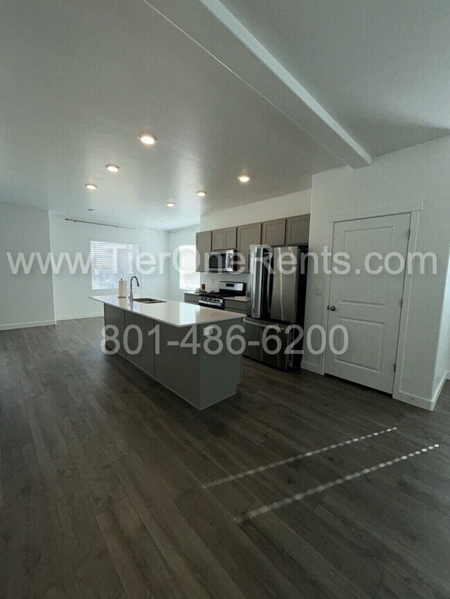 Foto del edificio - NO DEPOSIT option available for qualified renters!