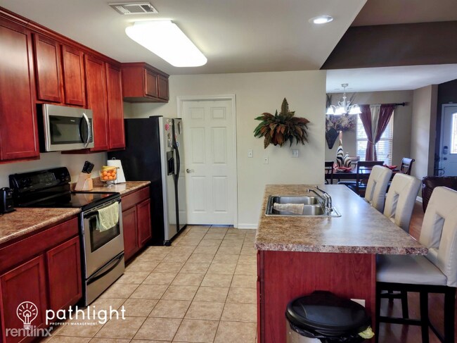 Building Photo - 3 br, 2 bath House - 13513 Dynasty Drive UNIT