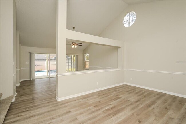 Foto del edificio - 1309 Monte Lake Dr