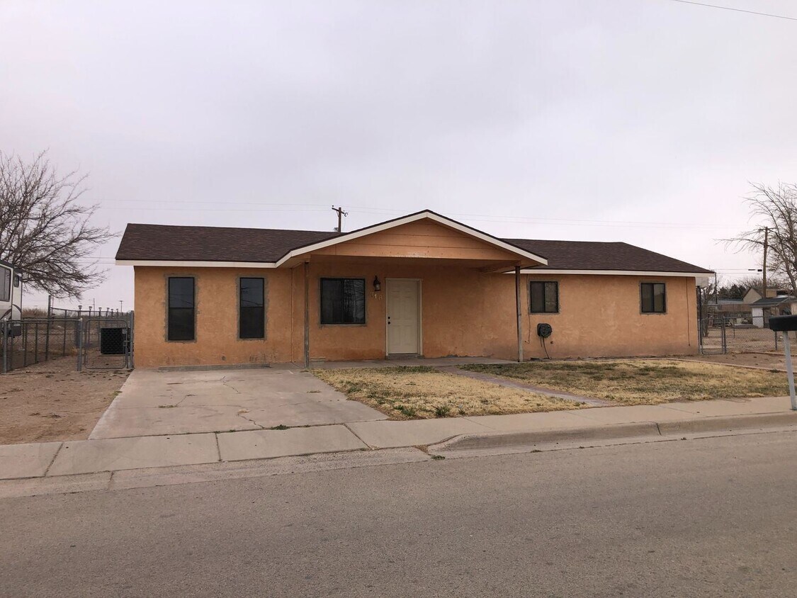 Foto principal - 3 br, 2 bath House - 718 Cleveland