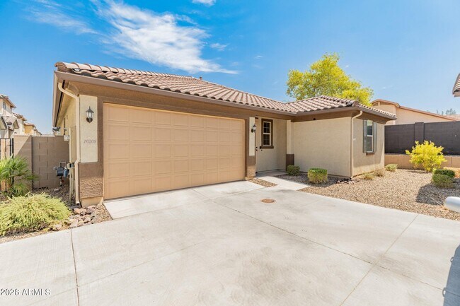 Building Photo - 16209 W La Ventilla Way