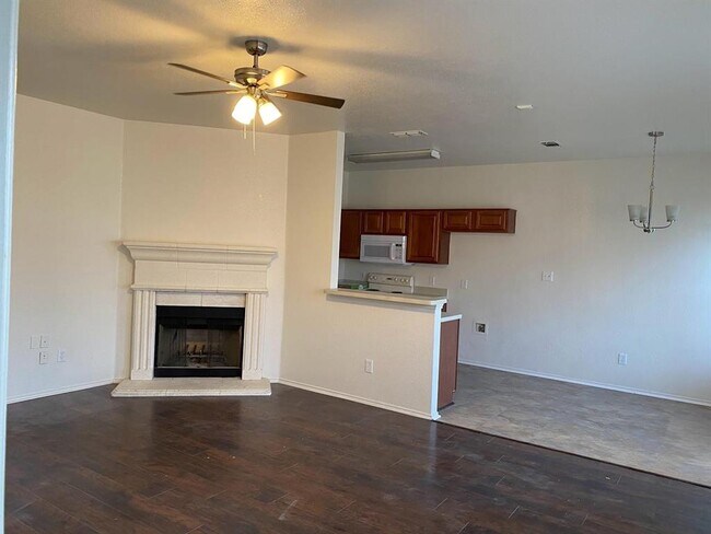 Foto del edificio - 8645 Arcadia Park Dr