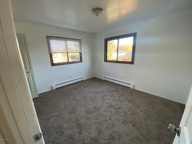Building Photo - 608 N Bliss St