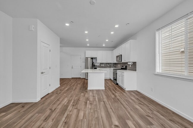 Building Photo - 18152 Caffey Dr