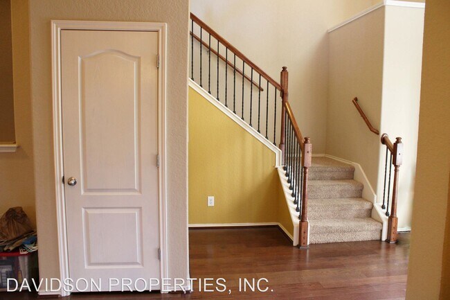 Foto del edificio - 5 br, 3.5 bath House - 3418 Alonzo Fields