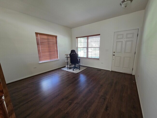 Foto del edificio - 2631 Ross St