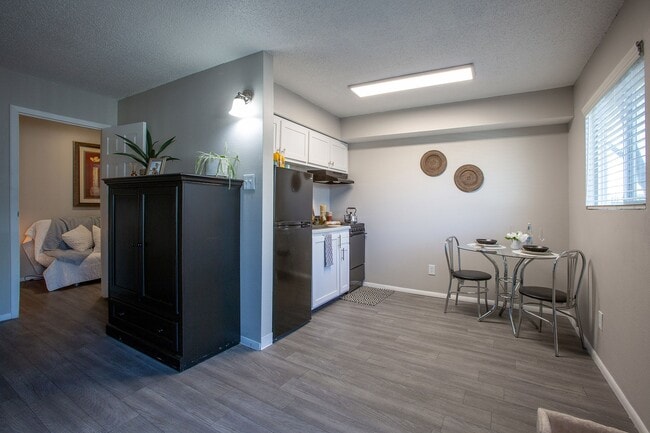 Building Photo - Encanto Lofts Apartments