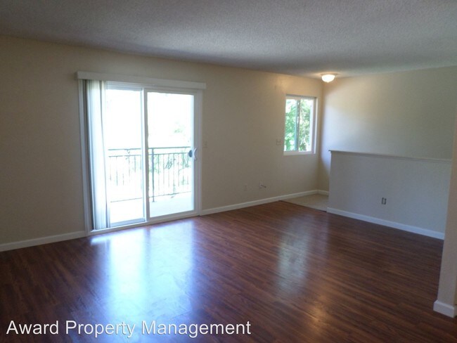 Building Photo - 7880 Camino Huerta