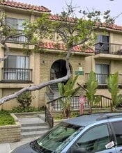 Building Photo - 4046 W 132nd St