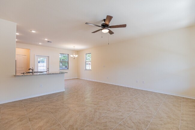 Foto del edificio - 218 Coopwood Avenue San Antonio, TX
