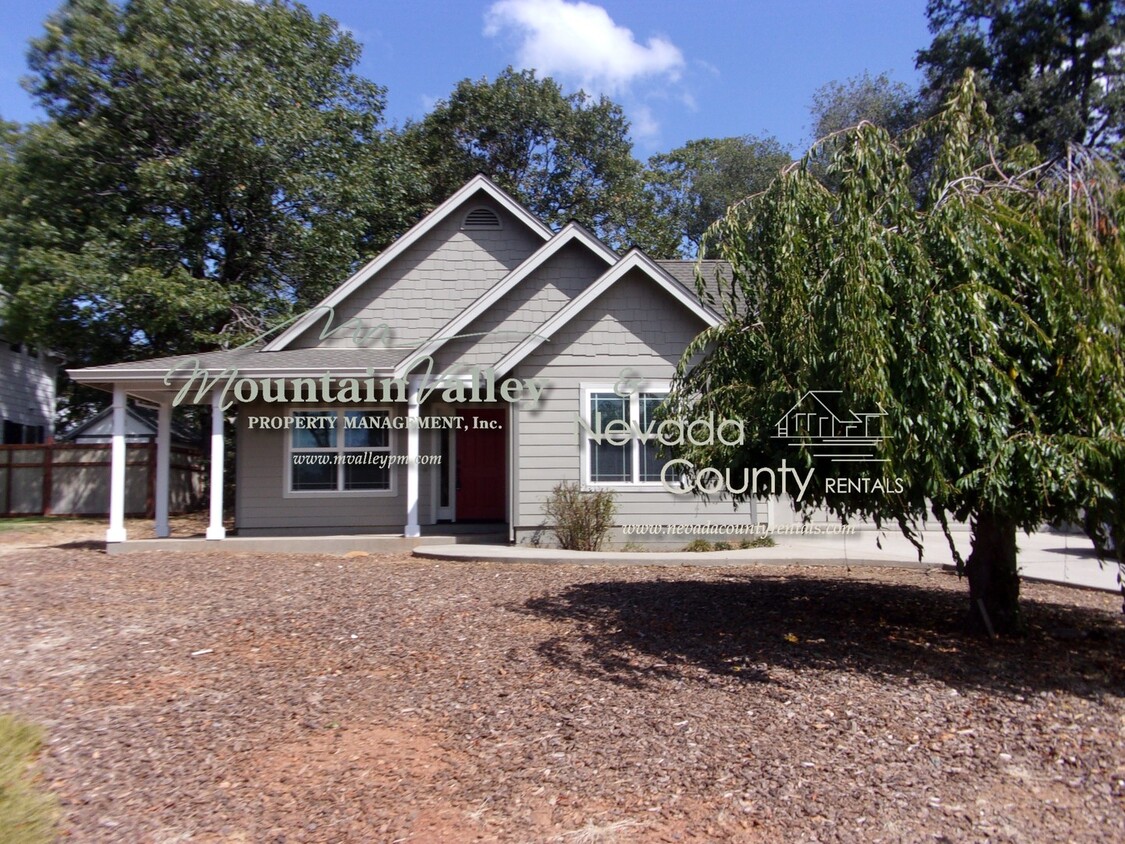 Primary Photo - Nevada City- Eden Ranch 3 Bdrm House