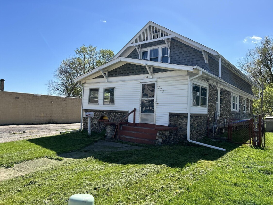 Foto principal - 525 Capital Ave SW