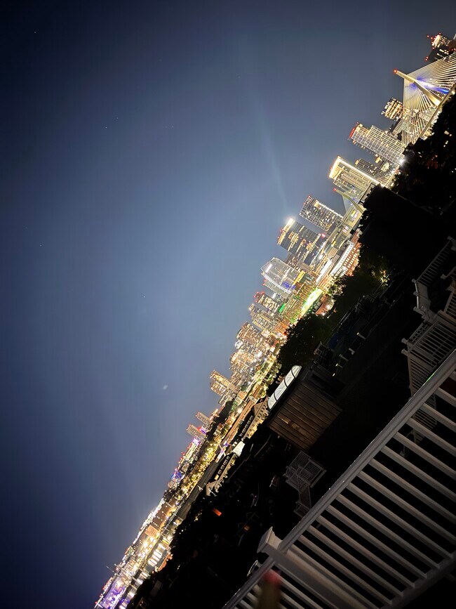 Foto del edificio - 4 Monument Sq