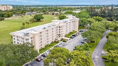 Building Photo - 2651 S Course Dr