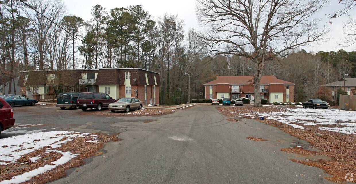 201205 E Ransom St, Fuquay Varina, NC 27526 Apartments in Fuquay