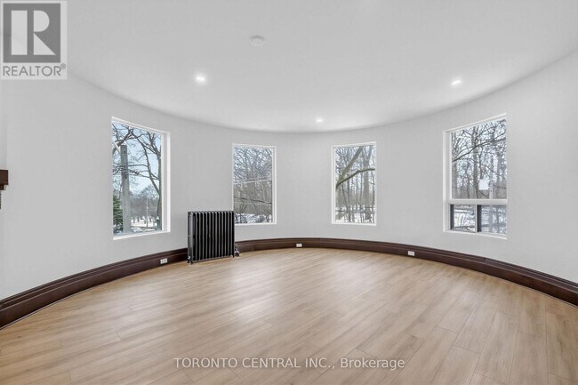 Photo du bâtiment - 171 Parkside Dr