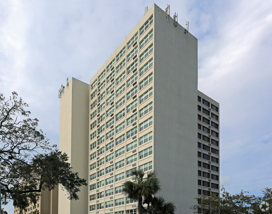 Primary Photo - Catherine Booth Towers