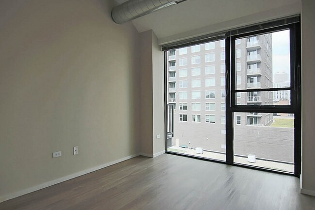 Foto del edificio - 1230 N Wells St