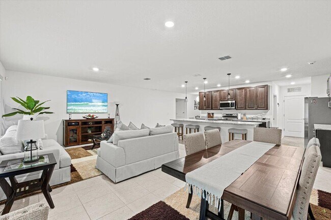 Foto del edificio - 701 NE Perch Ln