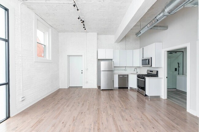 Foto del edificio - 2000 W 22nd Pl