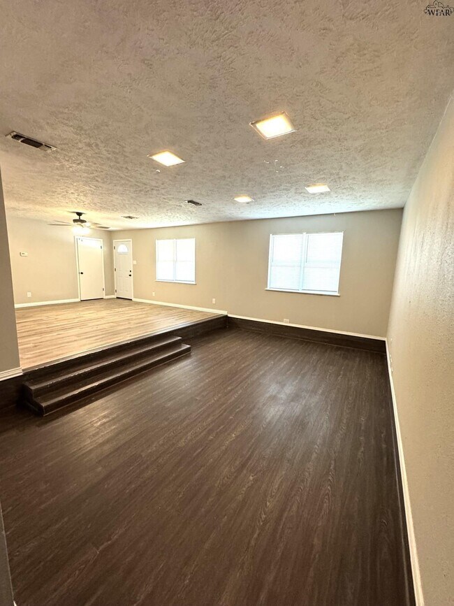 Foto del edificio - 1402 Hunt St