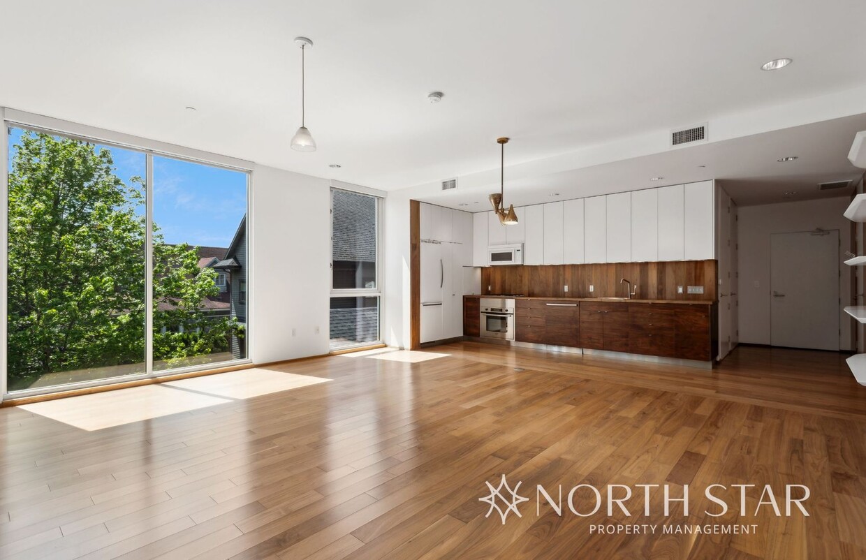 Primary Photo - One of a Kind Clinton Condominium