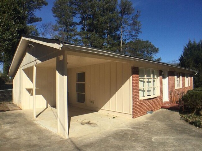 Building Photo - 4322 Mercer Rd