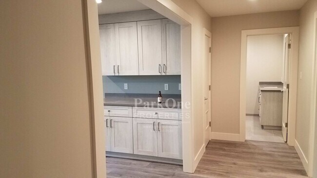 Foto del edificio - Nicely Remodeled Walnut Creek Saranap Home