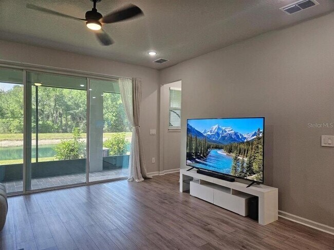 Building Photo - 26030 Fantasy Sky Ln.