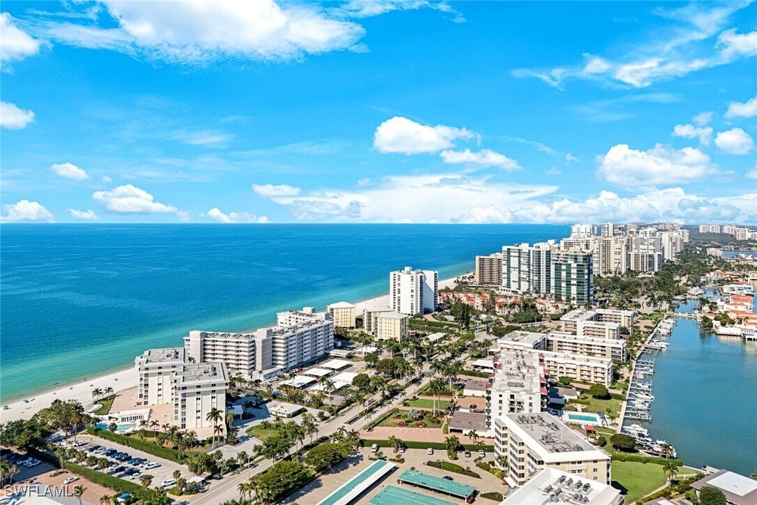 Foto del edificio - 3443 Gulf Shore Blvd N