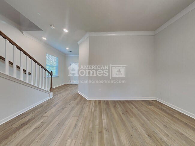 Foto del edificio - 100 Daniels Creek Circle