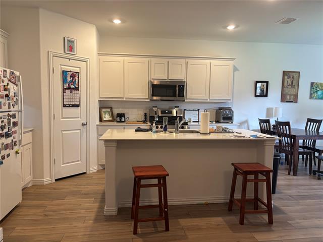 Foto del edificio - 1431 Mesquite Ln