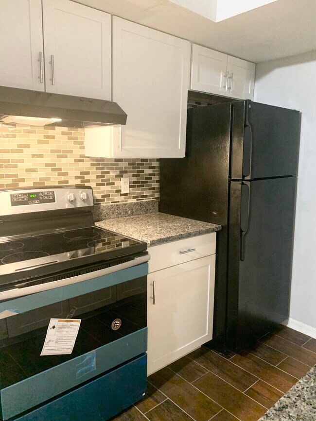 Foto del edificio - 405 Fountainhead Cir