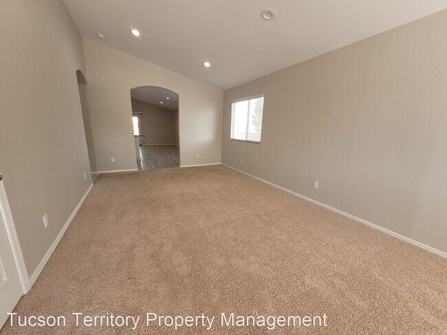 Foto del edificio - 4 br, 2 bath House - 3489 N Avenida Albor